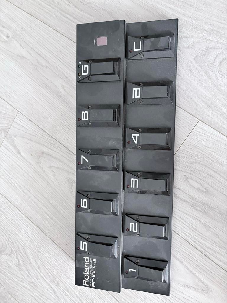 Roland FC-100MKII Voetcontroller, Muziek en Instrumenten, Effecten, Gebruikt, Overige typen, Ophalen of Verzenden