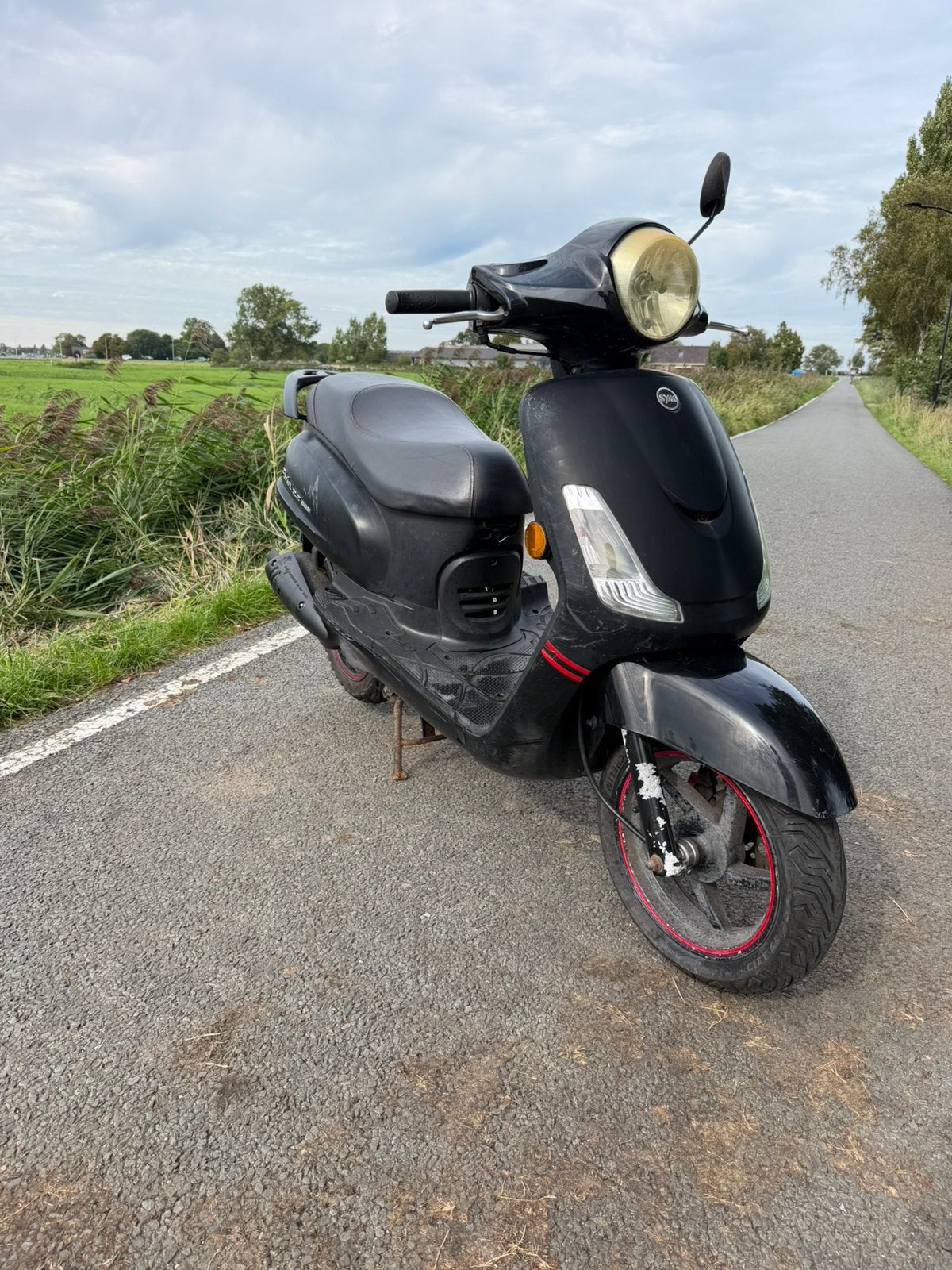Sym fiddle 2 bouwjaar 2019, Fietsen en Brommers, Ophalen, Gebruikt, Maximaal 45 km/u, Benzine