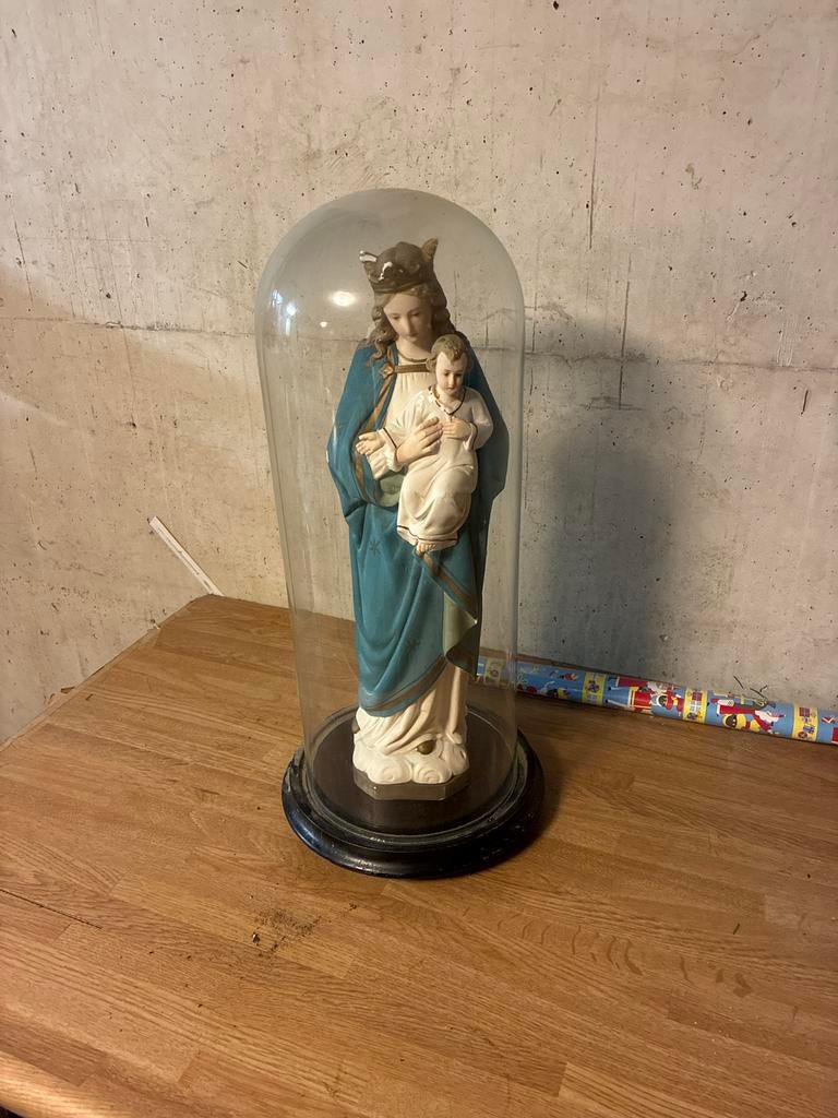 Mariabeeld met kindje Jezus in glazen stolp, Ophalen of Verzenden, Zo goed als nieuw