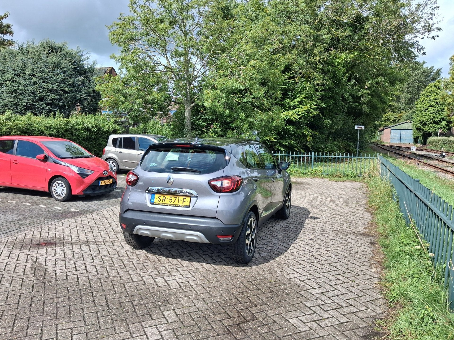 Foto 9 van Renault Captur 0.9 TCe Intens LED clima Navi pdc lage km ALL