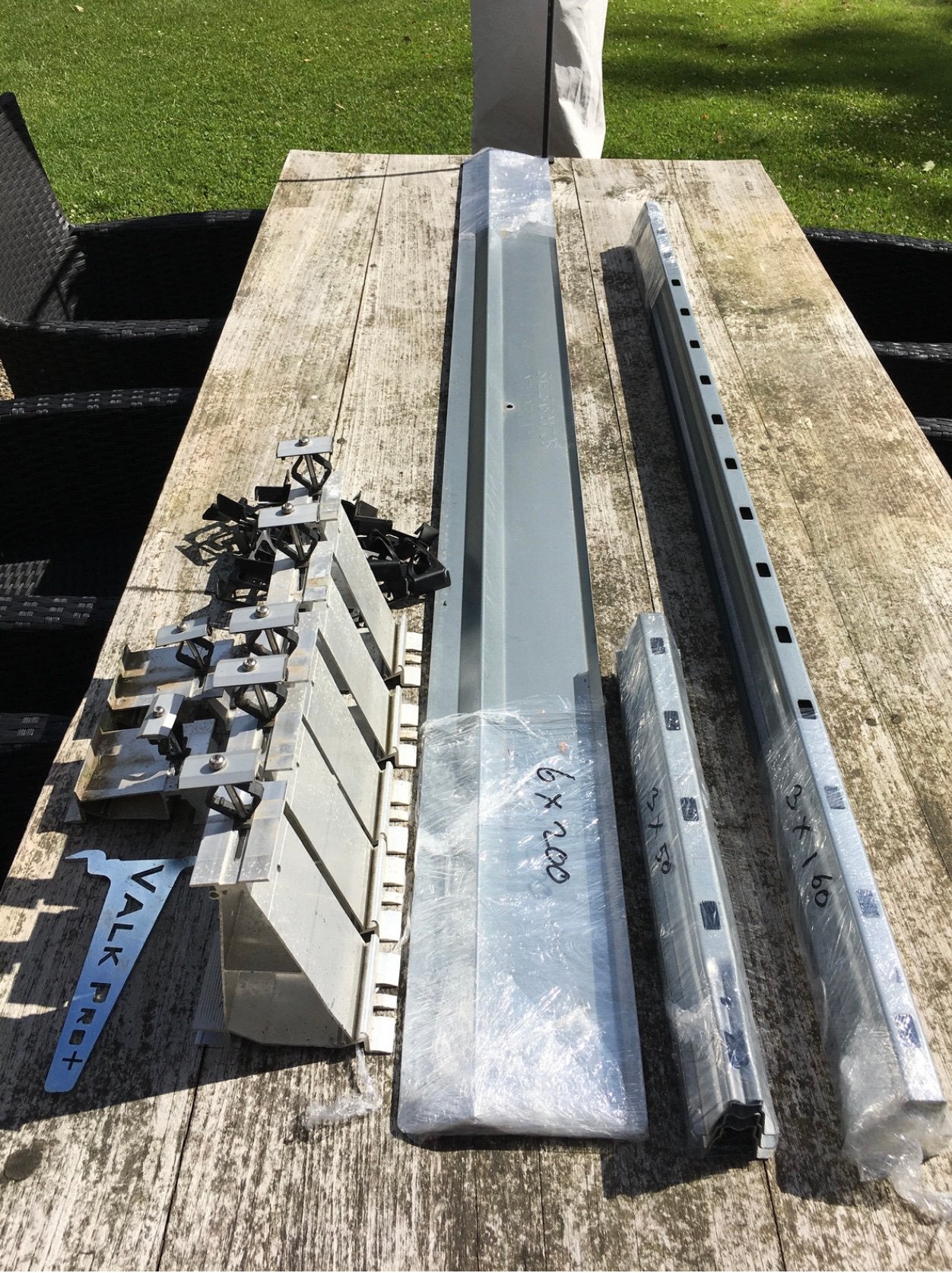 Diverse Valk platdak onderdelen, Ophalen, Gebruikt, Aluminium