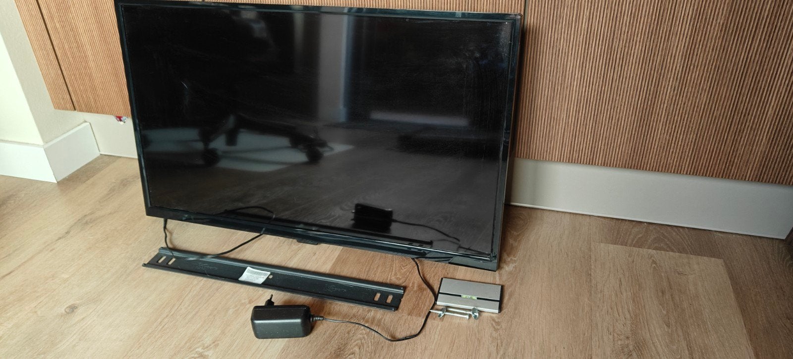 OK. ODL32642H-DB 32" HD LED TV met A+ energielabel, 50 Hz, HD Ready (720p), 80 tot 100 cm, Ophalen