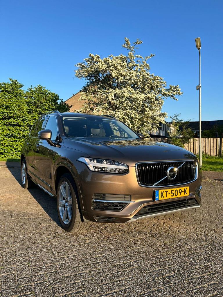 Volvo XC90 2.0 T8 Twin Engine AWD Pi-hy AUT 2016 Bruin, Auto's, 320 pk, 7 stoelen, Vierwielaandrijving, 147 €/maand