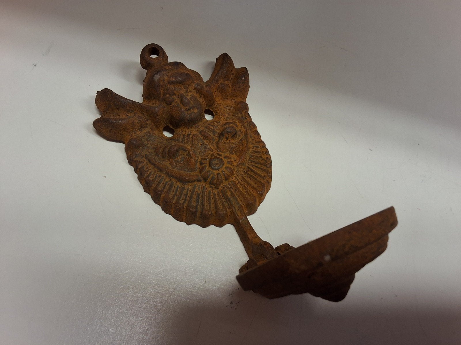 Antiek Frans Wijwaterbakje - Gietijzeren Engeltje, Ophalen of Verzenden