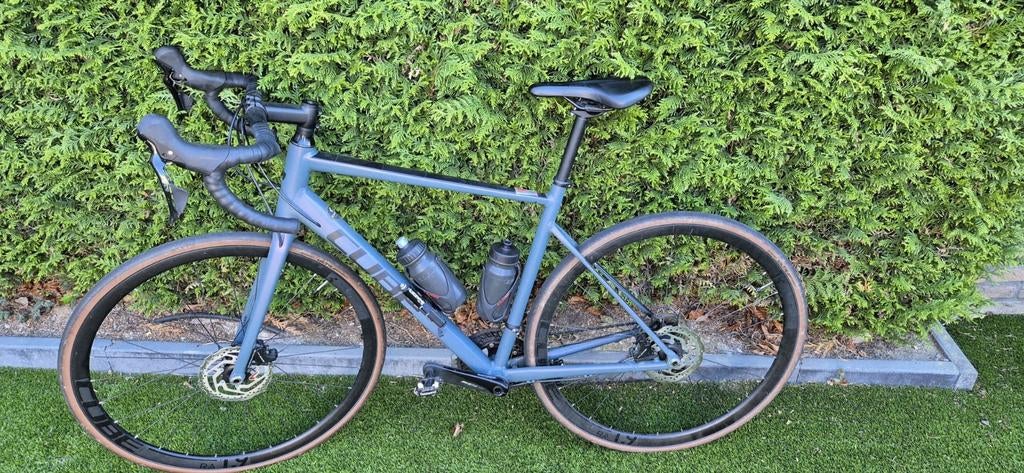 Cube Axial WS racefiets sparklelilac/ black 2022.maat M/56, Fietsen en Brommers, Fietsen | Racefietsen, 28 inch, Zo goed als nieuw
