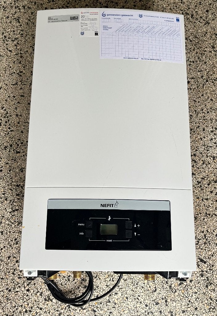 Nefit ProLine NxT HRC 30 CW5 uit 2019 + Expansievat + rek, Ophalen, 30 tot 80 cm, Gebruikt, Hoog rendement (Hr)