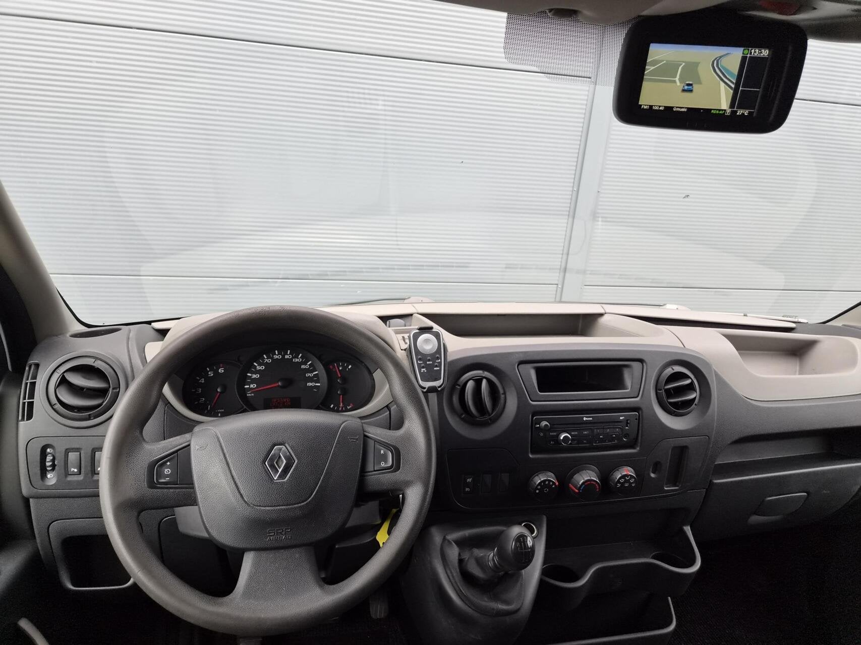 Renault Master 2.3 dCi L1H1 Cruise Navi 110 PK inrichting, Auto's, 13 km/l, Euro 5, Achterwielaandrijving, Gebruikt