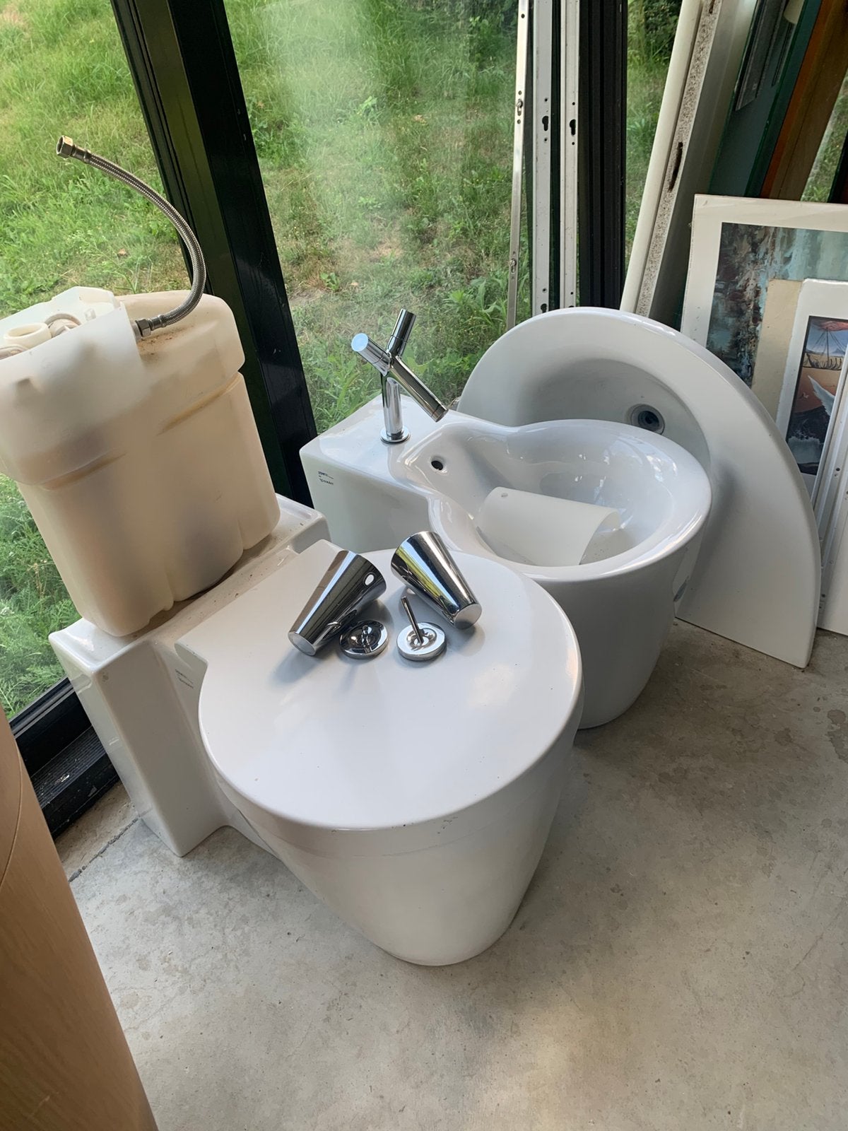 Philip Starck Duravit iconische wastafels, kranen en spiegel, Ophalen, 50 tot 100 cm, Zo goed als nieuw, Minder dan 100 cm