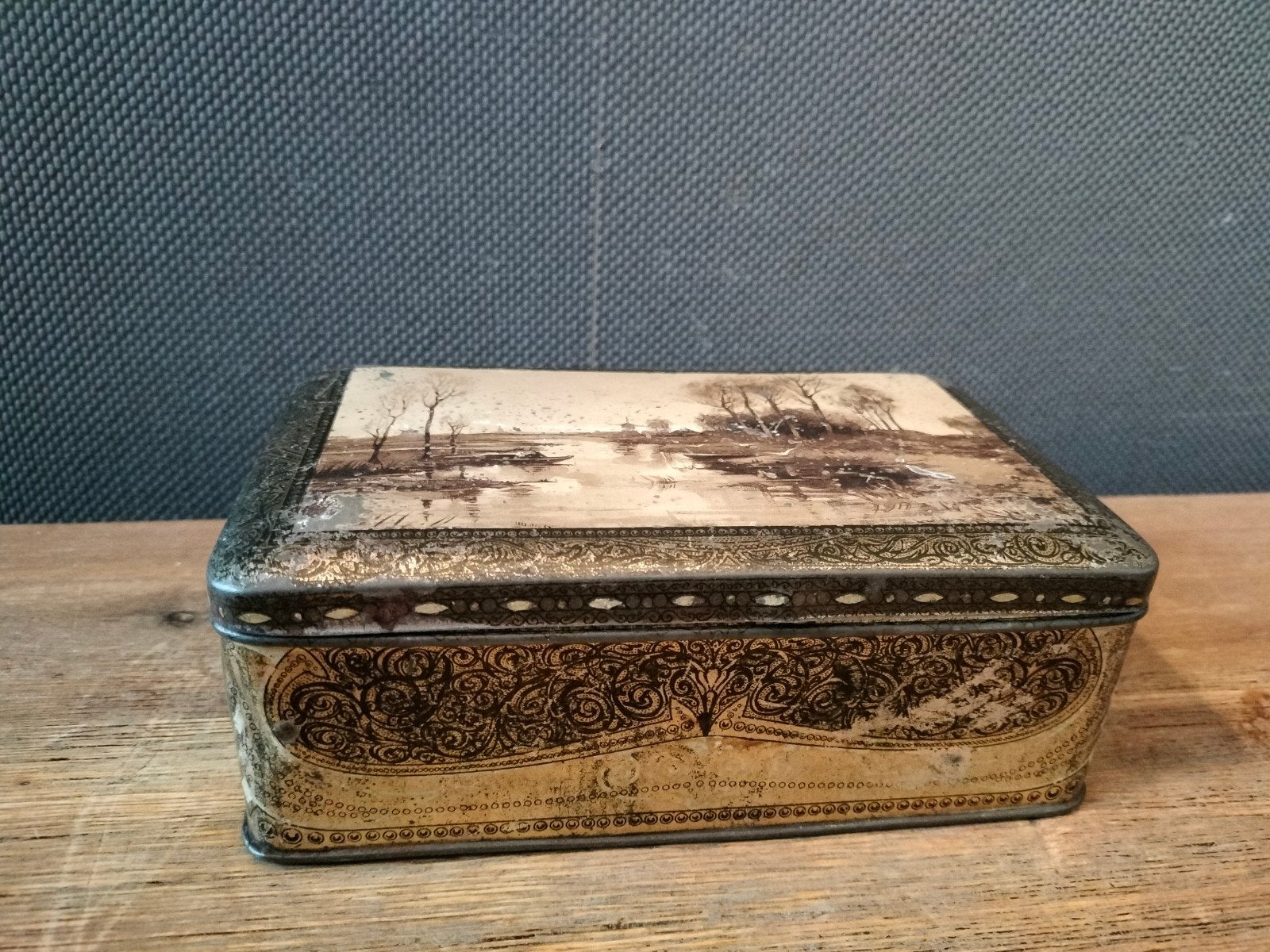 Antieke Jamin blikken doos met landschap, Ophalen of Verzenden