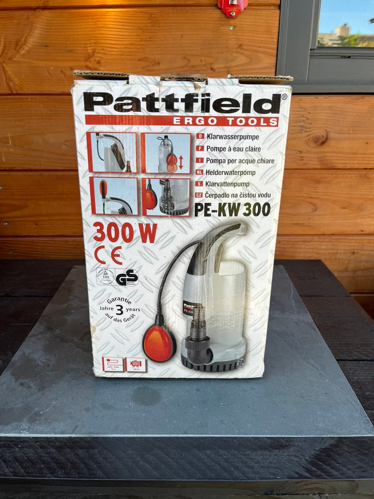 Pattfield PE-KW 300 helderwater dompelpomp, Tuin en Terras, Waterpompen, Ophalen of Verzenden, Zo goed als nieuw, Elektrisch, Dompelpomp
