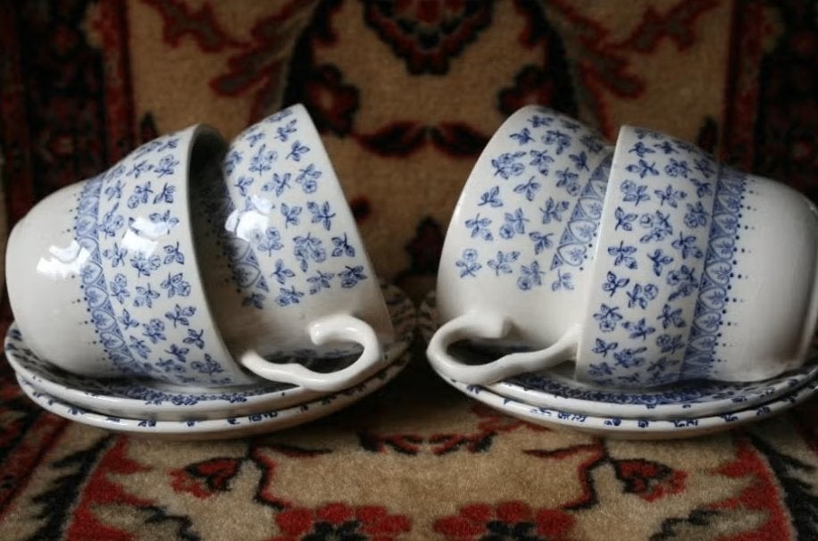 4-Delig Servies (Bloemmotief), Huis en Inrichting, Gebruikt, Overige merken, Landelijk/Boerenbont, Onbekend
