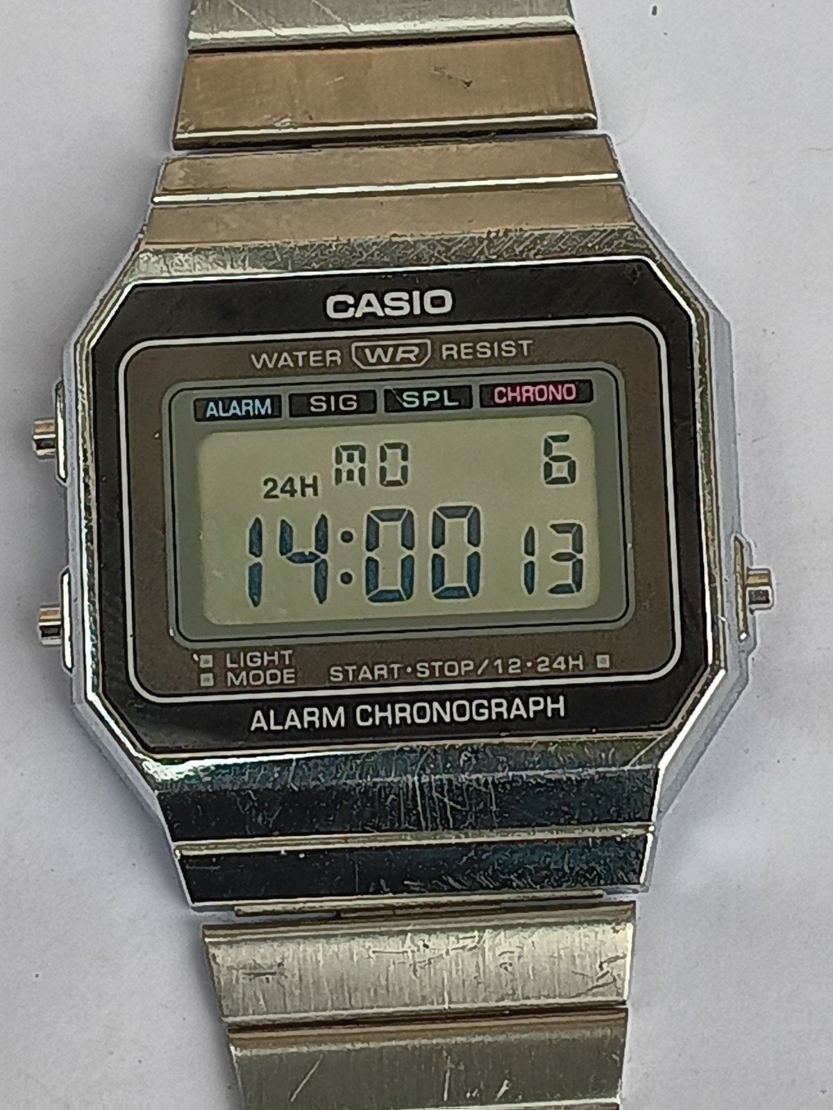 Casio A700WE-1A Horloge - Vintage Stijl Digitaal Polshorloge, Kunststof, Gebruikt, Polshorloge, Ophalen of Verzenden