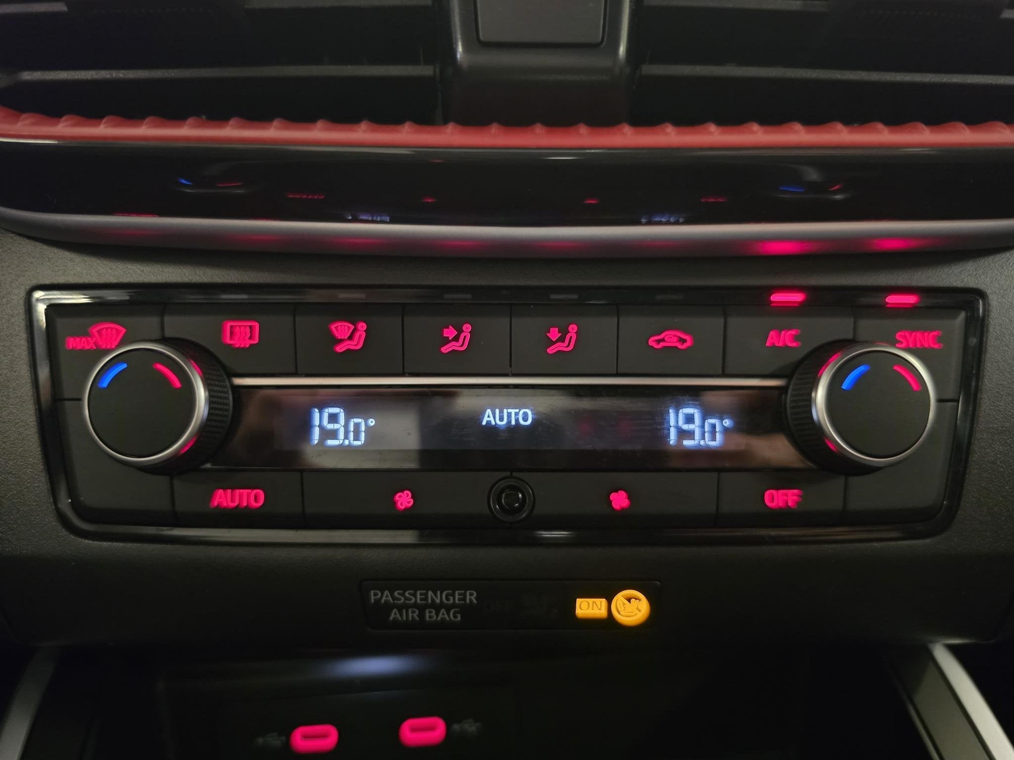SEAT Arona 1.0 EcoTSI FR Business Connect | Automaat | Clima, Auto's, Seat, 1131 kg, Stof, Gebruikt, Met garantie (alle)