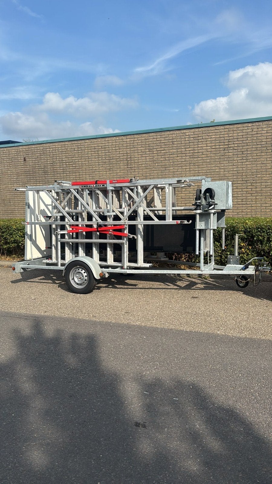 Altrex RS5 rolsteiger 135x305 Fiberdeck op aanhanger