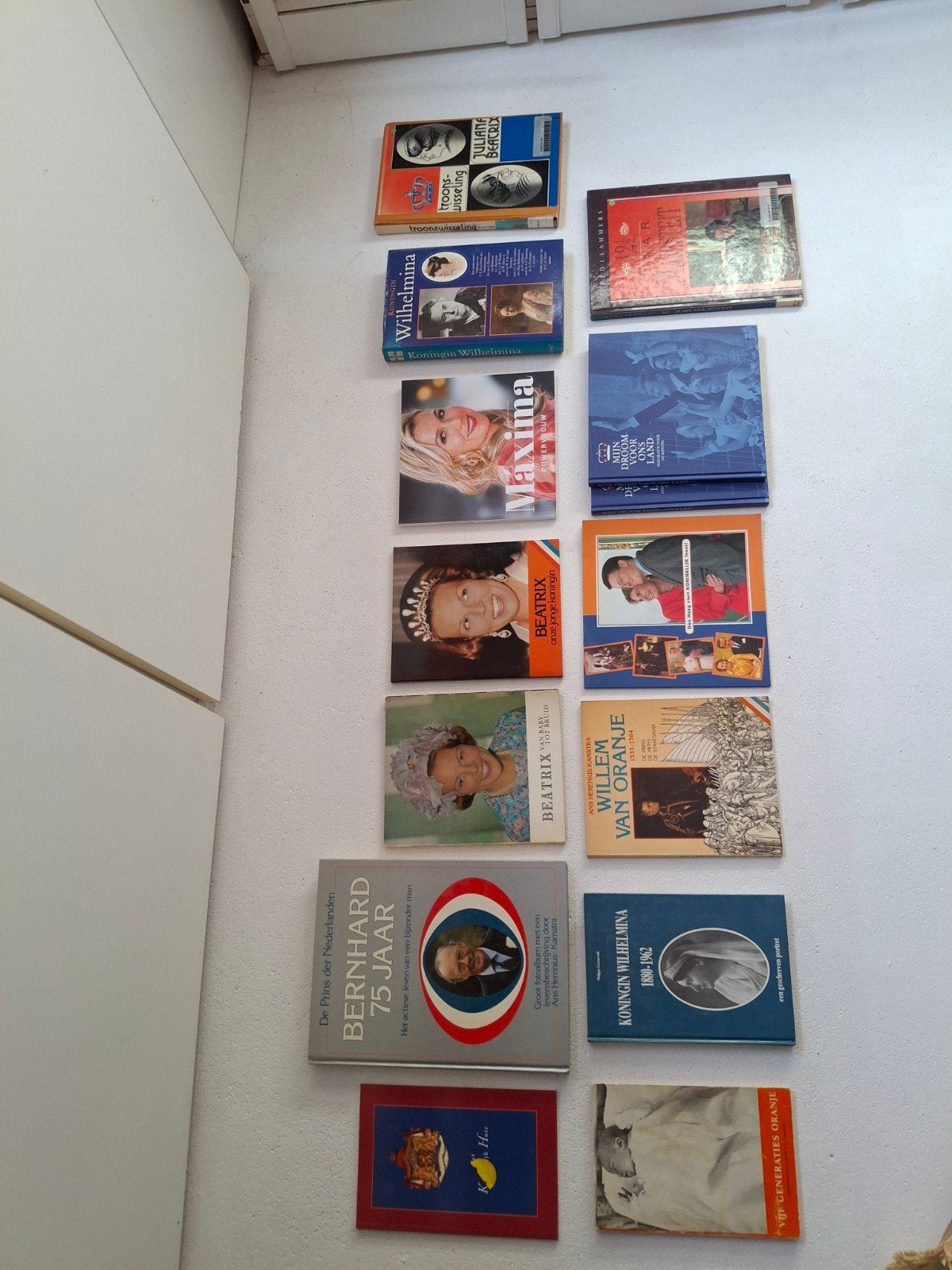 Koninklijke Boeken Collectie - Maxima, Beatrix, Wilhelmina, Verzamelen, Ophalen of Verzenden, Gebruikt, Nederland, Tijdschrift of Boek