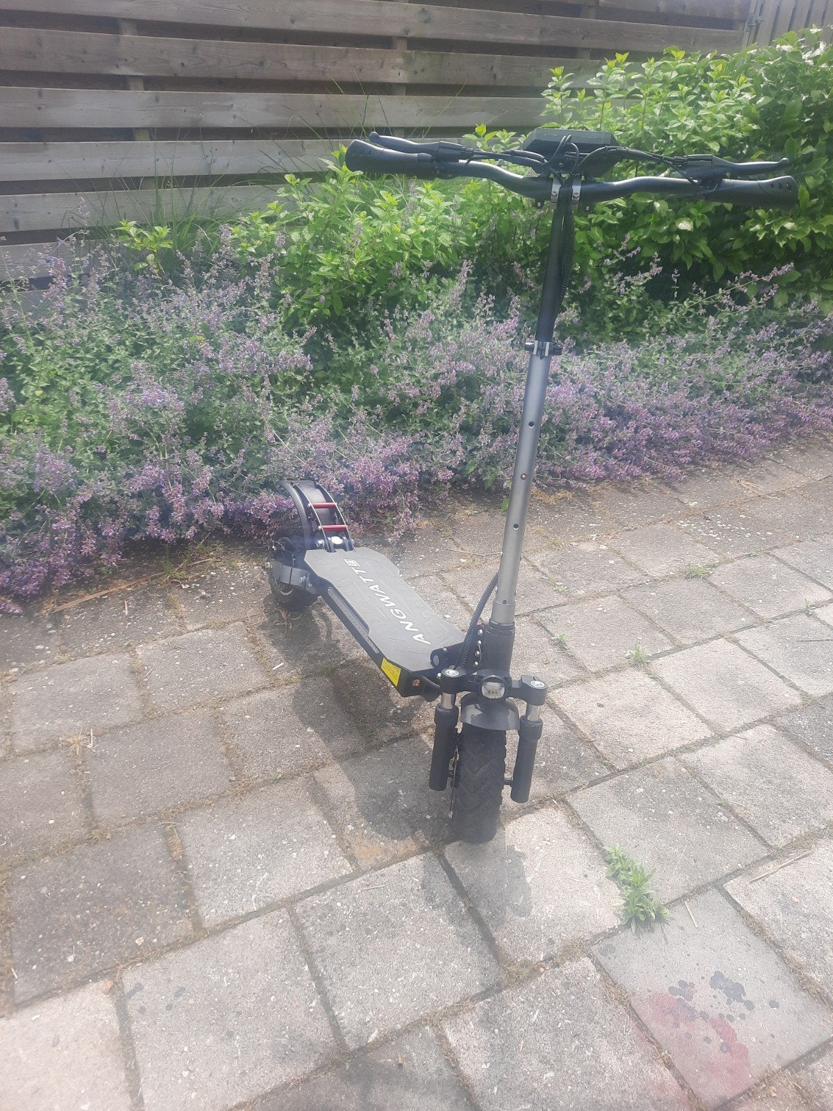 Te koop: Angwatt F1 elektrische step – 517 km – 50/55 km/u, Fietsen en Brommers, Steps, Ophalen, Zo goed als nieuw, Elektrische step (E-scooter)