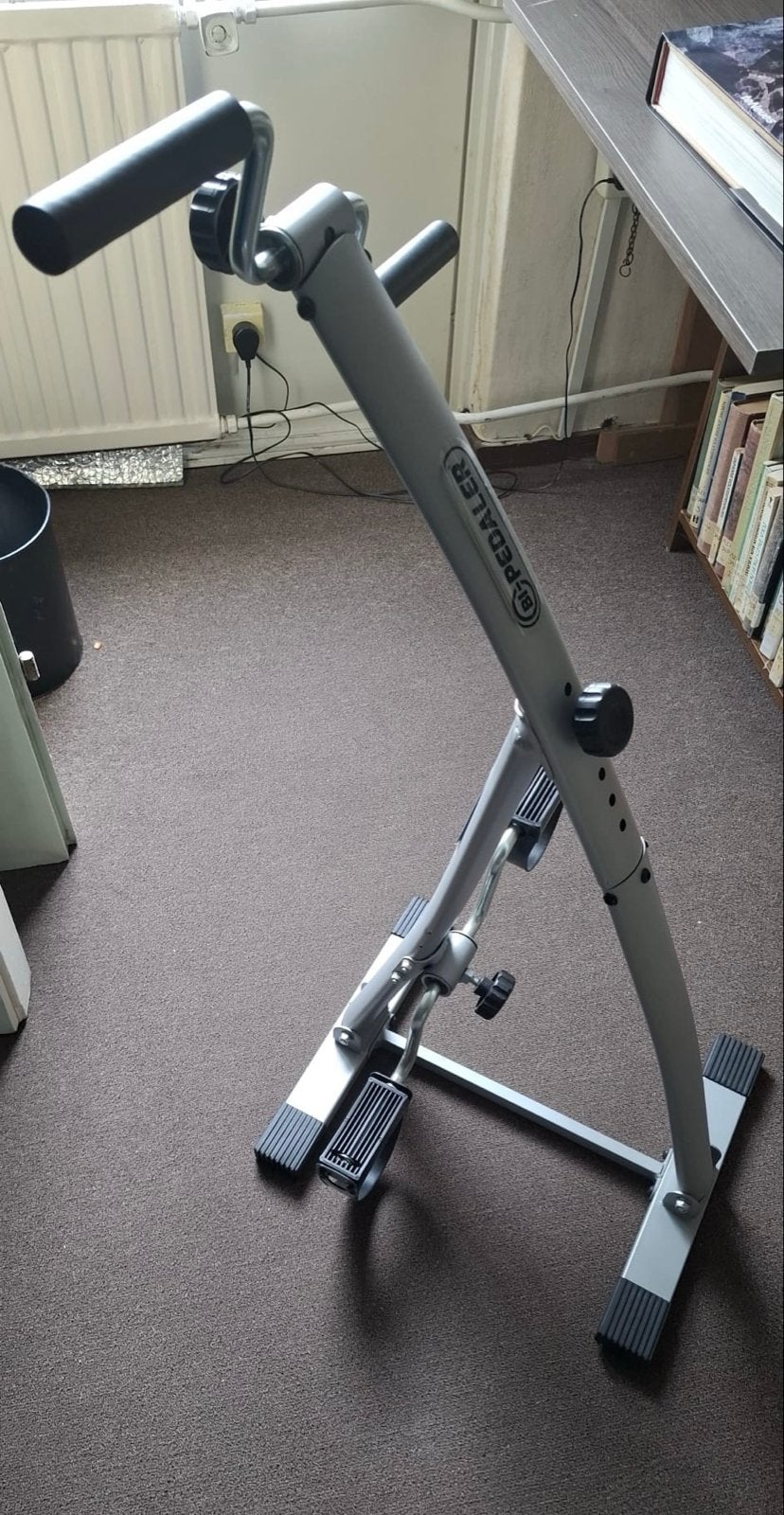 Compacte Bi-Pedaler Hometrainer - Ideaal voor Thuis, Ophalen, Gebruikt, Metaal, Benen