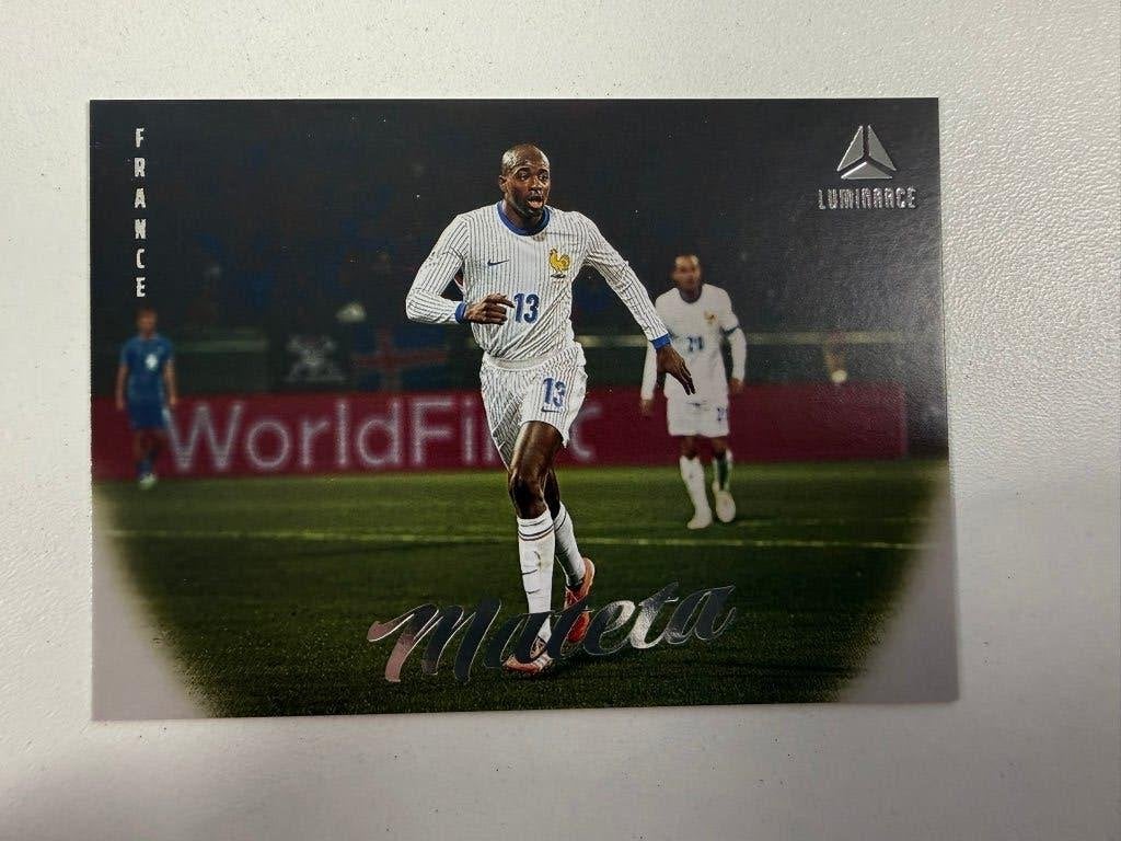 15 Jean-Philippe Mateta Horizontal Luminance France 2026, Ophalen of Verzenden, Nieuw, Buitenlandse clubs, Poster, Plaatje of Sticker