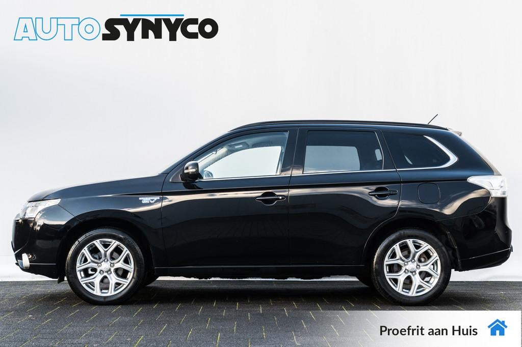 Mitsubishi Outlander 2.0 PHEV Executive Edition | 4 WD | Tre, Auto's, Mitsubishi, Zwart, 4 cilinders, Leder en Stof, Zwart
