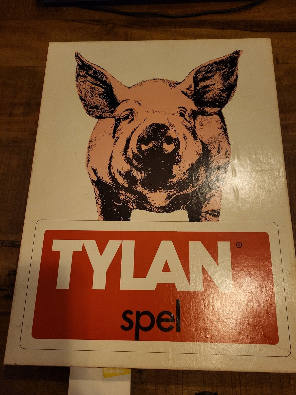 Tylan Spel - Vintage Bordspel over Varkenshouderij, Drie of vier spelers, Ophalen of Verzenden, Gebruikt, Eli Lilly Nederland / Eli Lilly Benelux N.V.