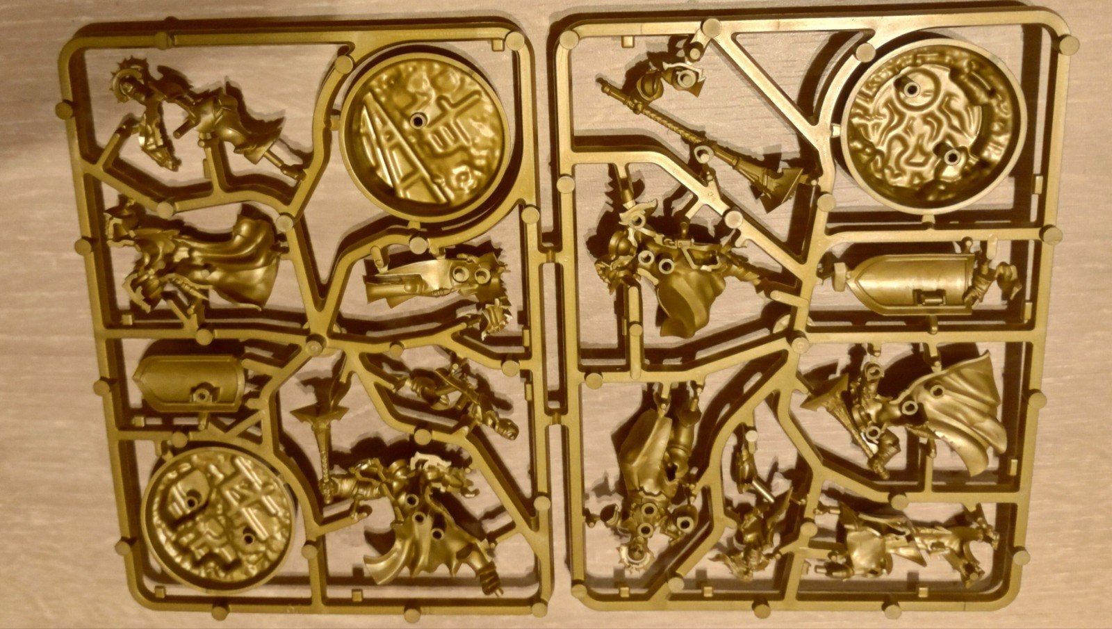 Warhammer Age of Sigmar: Stormcast Eternals, Verzenden, Nieuw, Groter dan 1:35, Figuur of Figuren