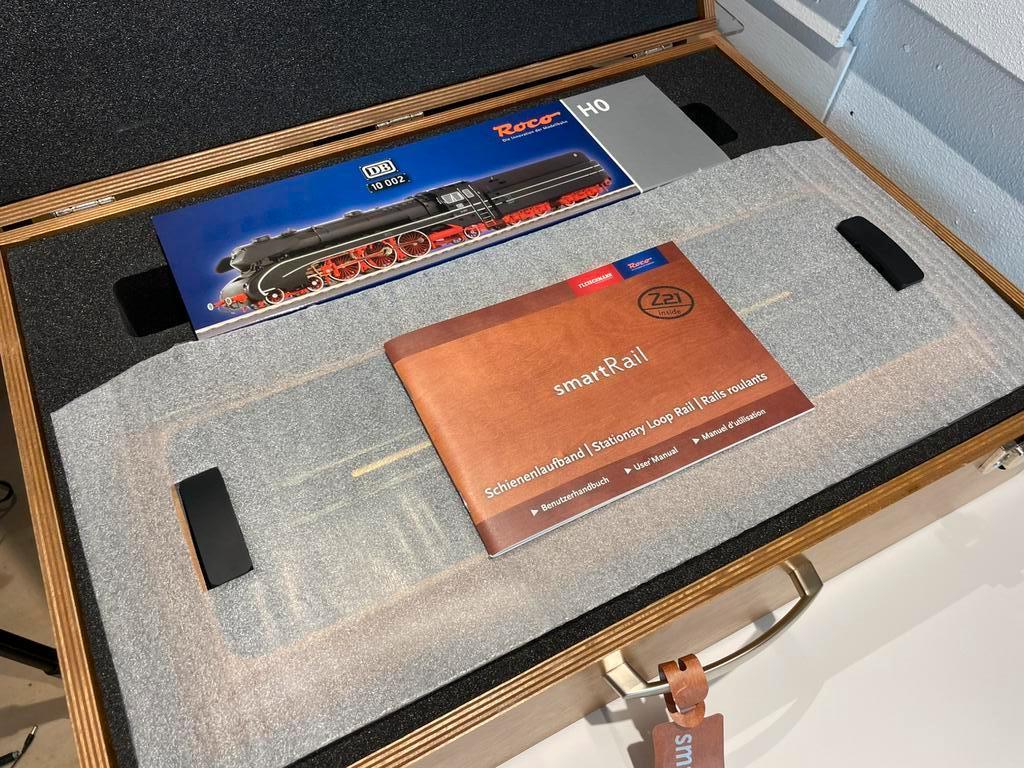 Roco 68196: SmartRail, Loc 10.002 AC Digitaal Sound, Wisselstroom, Gebruikt, Locomotief, -