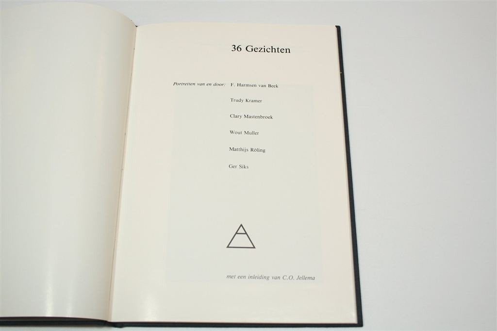 36 Gezichten — Portretten Galerie Wiek XX Groningen, Ophalen of Verzenden, Gelezen