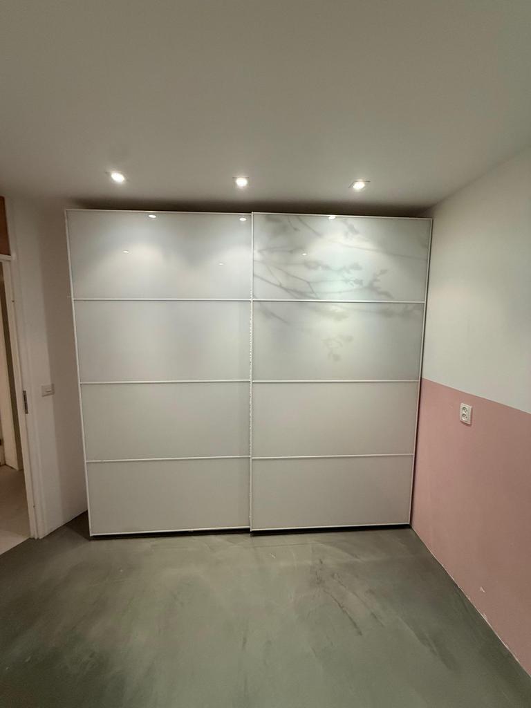 IKEA Pax kast met schuifdeuren (251x36x236 cm), 200 cm of meer, Ophalen of Verzenden, 25 tot 50 cm, Met deur(en)