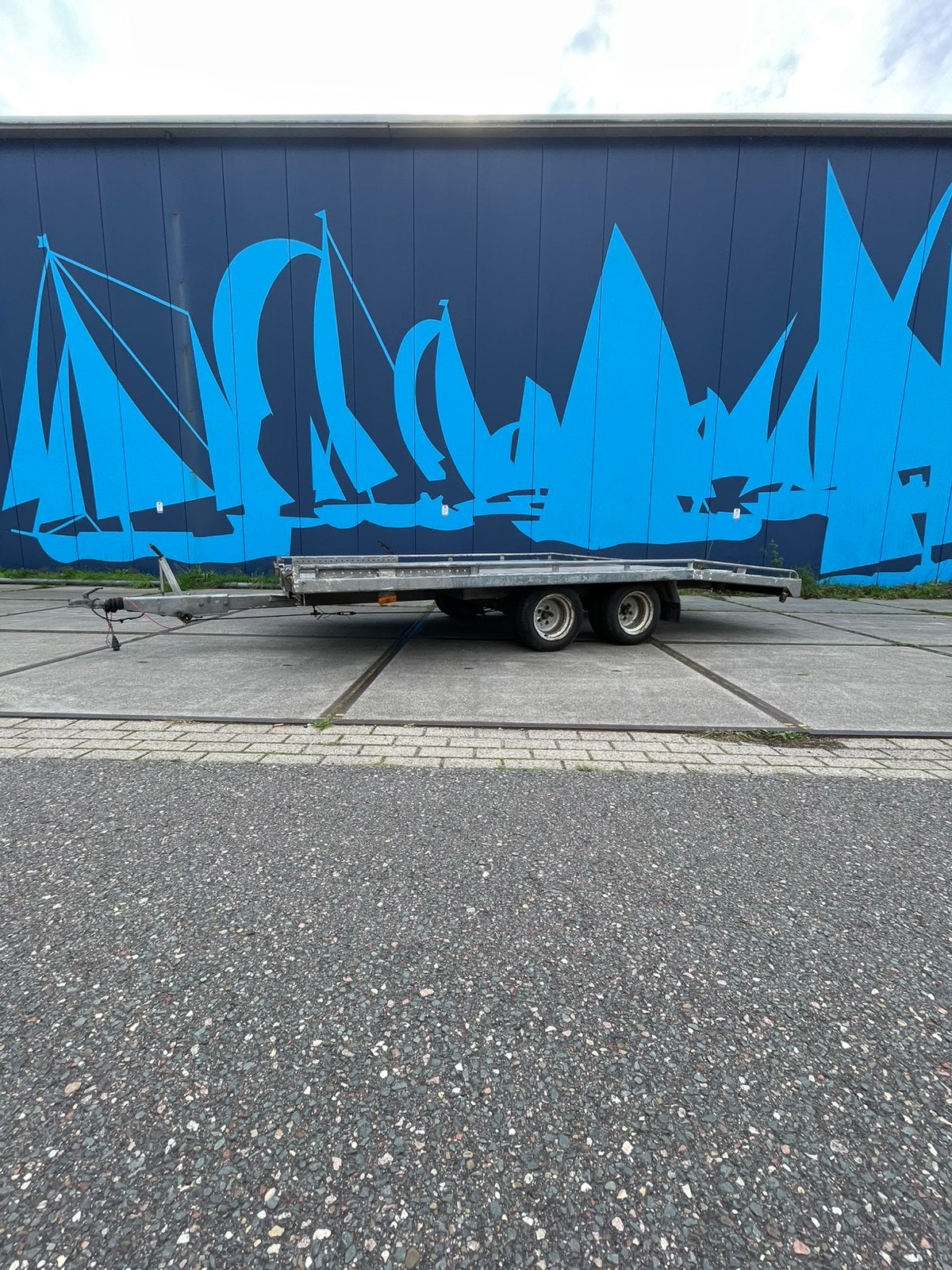Leuke witteveen r2430 met nieuwe banden, Auto diversen, Ophalen, Gebruikt
