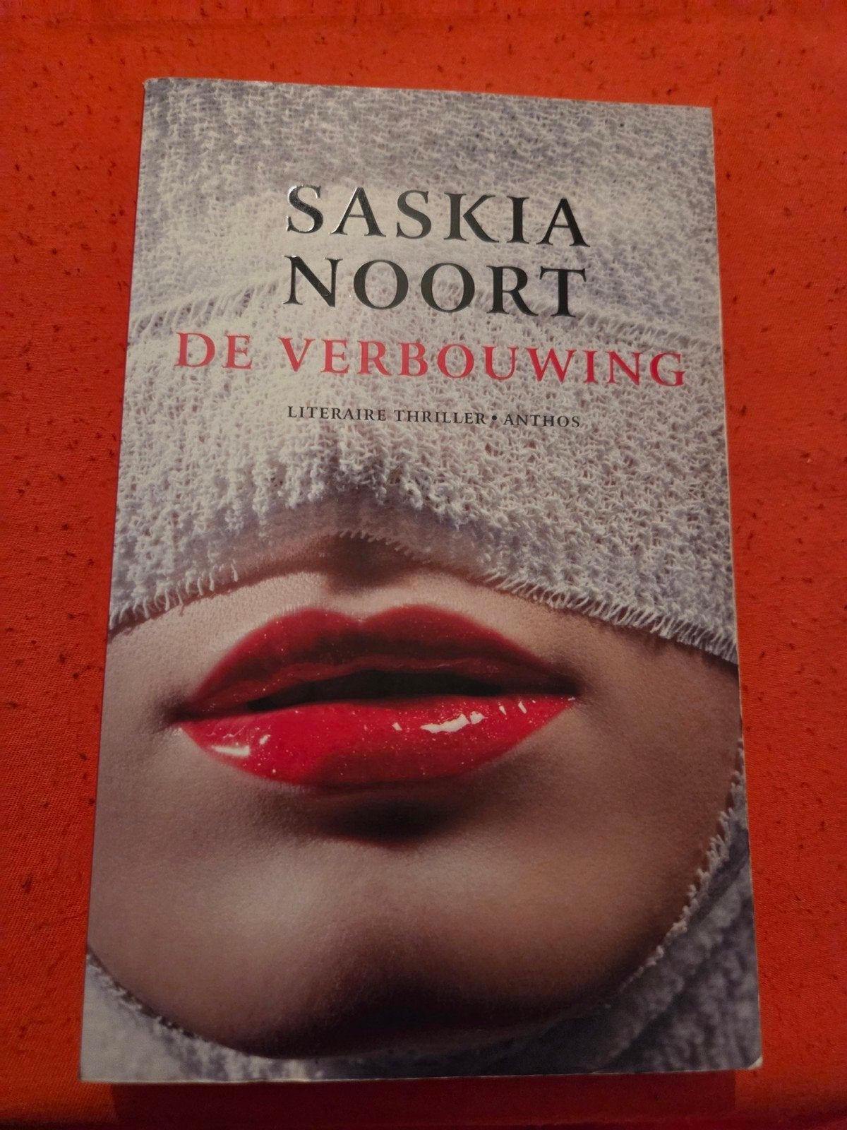 Saskia Noort - De verbouwing, gelezen, Ophalen of Verzenden, Gelezen, Selma Noort