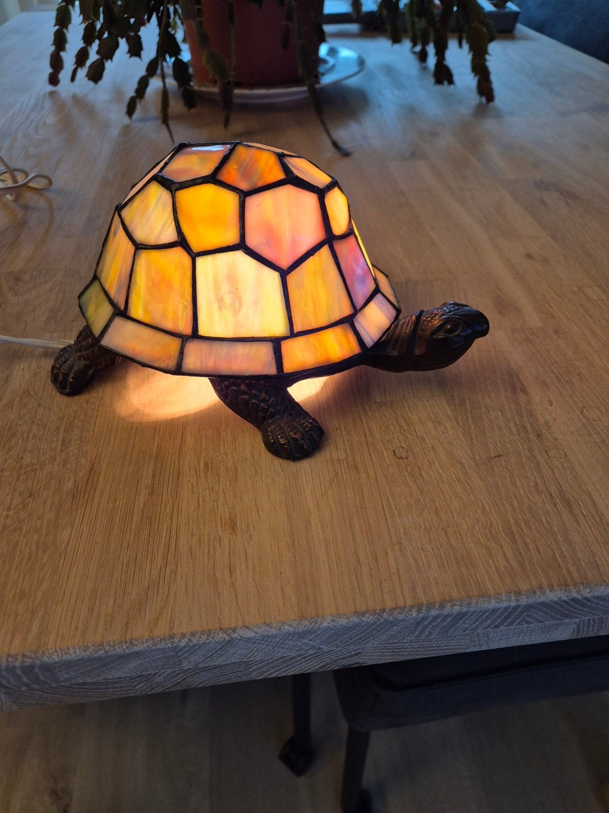 Tiffany stijl schildpad lamp - sfeervolle verlichting, Ophalen of Verzenden, Zo goed als nieuw, Tiffany, Art Deco, Dieren