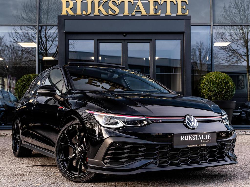 Volkswagen Golf 2.0 TSI GTI Clubsport|PANO|H&K|ACC|CAMERA, Gebruikt, 4 cilinders, 1984 cc, Zwart