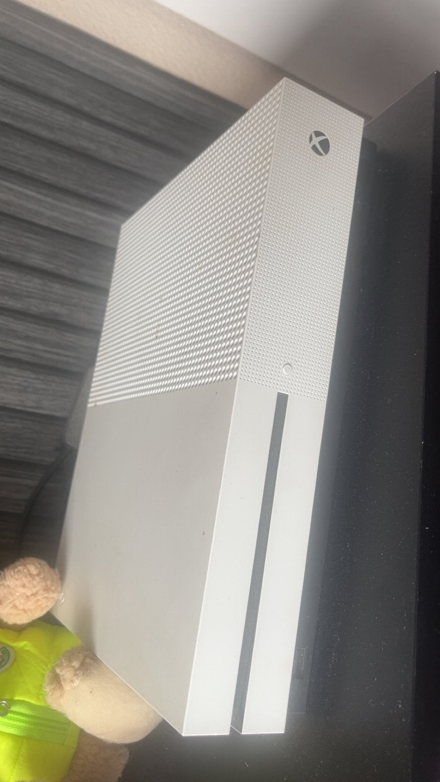 Xbox One S + Controller, Spelcomputers en Games, Ophalen, Zo goed als nieuw