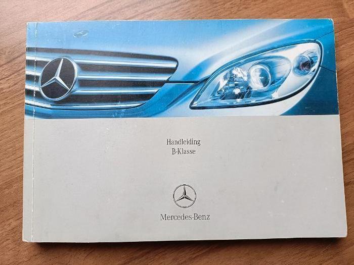 Instructieboek Mercedes-Benz B-klasse W245 2005 378 blz, Ophalen of Verzenden