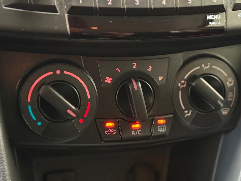Suzuki Swift 1.2 Bandit EASSS-Airco-Cruise control-NAP!, Voorwielaandrijving, Gebruikt, 4 cilinders, Stoelverwarming