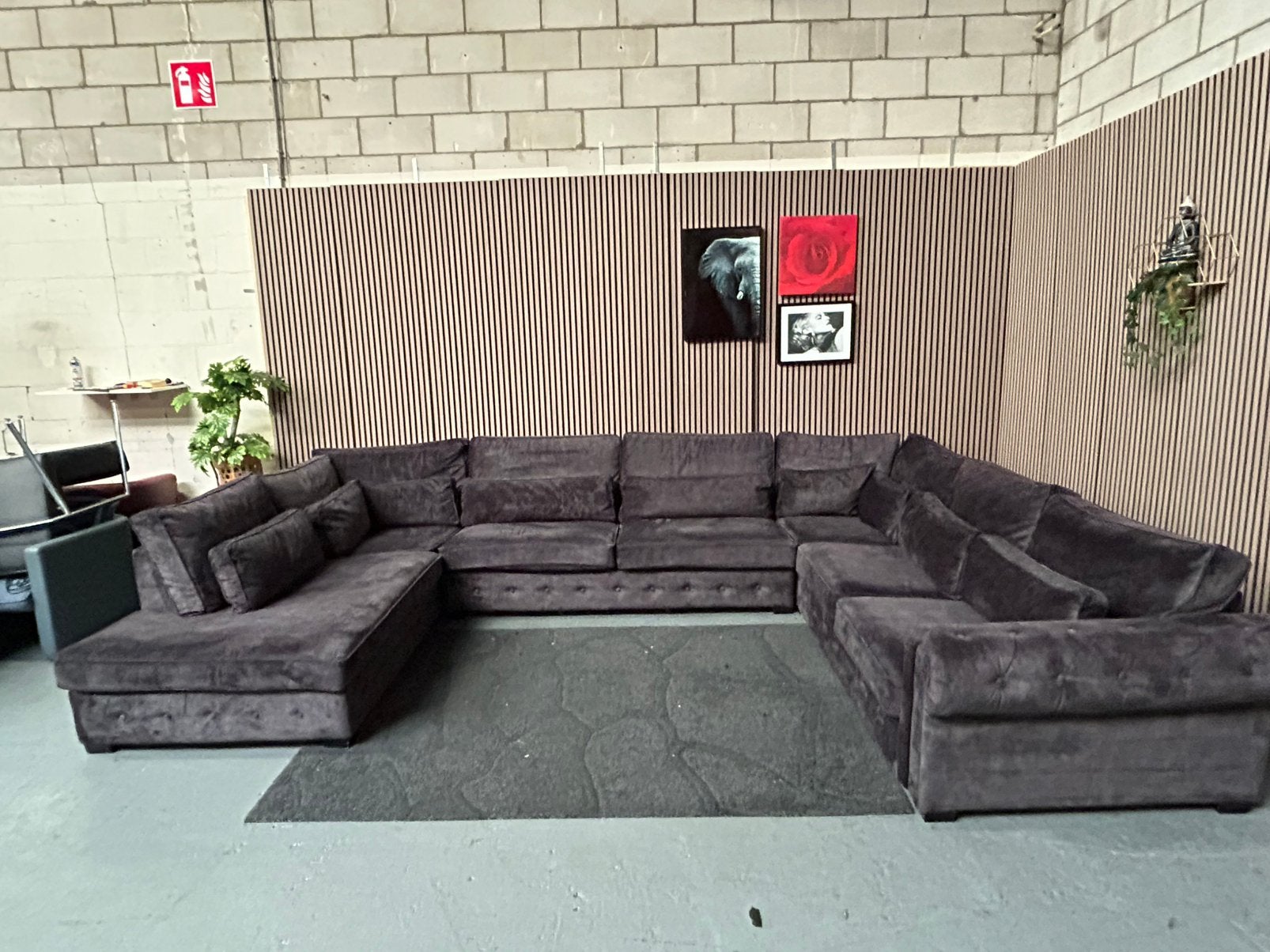 GRATIS LEVERING Velvet U-Bank XXL Zwart 440X300 GEREINIGD, Hoekbank, 300 cm of meer, Ophalen of Verzenden, Zo goed als nieuw