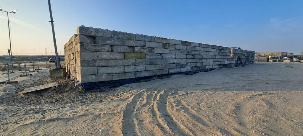 Gebruikte megablokken 160x80x40.  Gratis bezorgd., Tuin en Terras, Tegels en Klinkers, Ophalen of Verzenden, Gebruikt, Beton, Klinkers