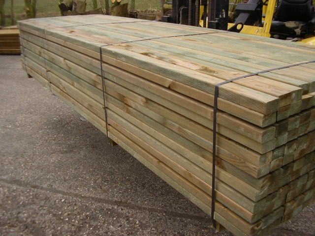 Geimpregneerde Balkjes 44 x 69mm Lengtes: 3000 / 4200mm, Ophalen of Verzenden, 250 cm of meer, Palen