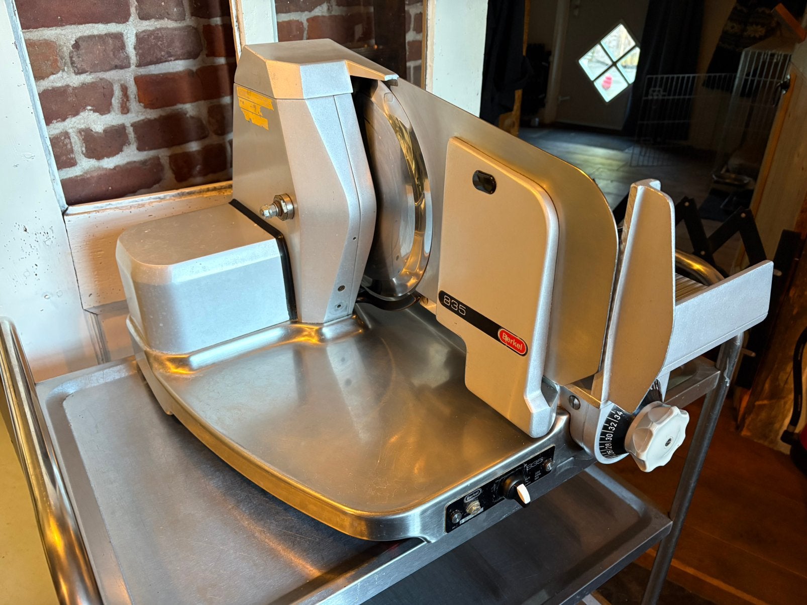 Berkel 835 snijmachine, Ophalen, Gebruikt, Zilver, Metaal