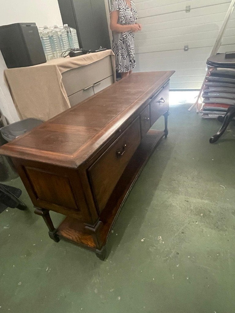 Ladekast , tv kast of sidetable . Hout, oud!, Ophalen, Gebruikt, 150 tot 200 cm, Met lade(s)