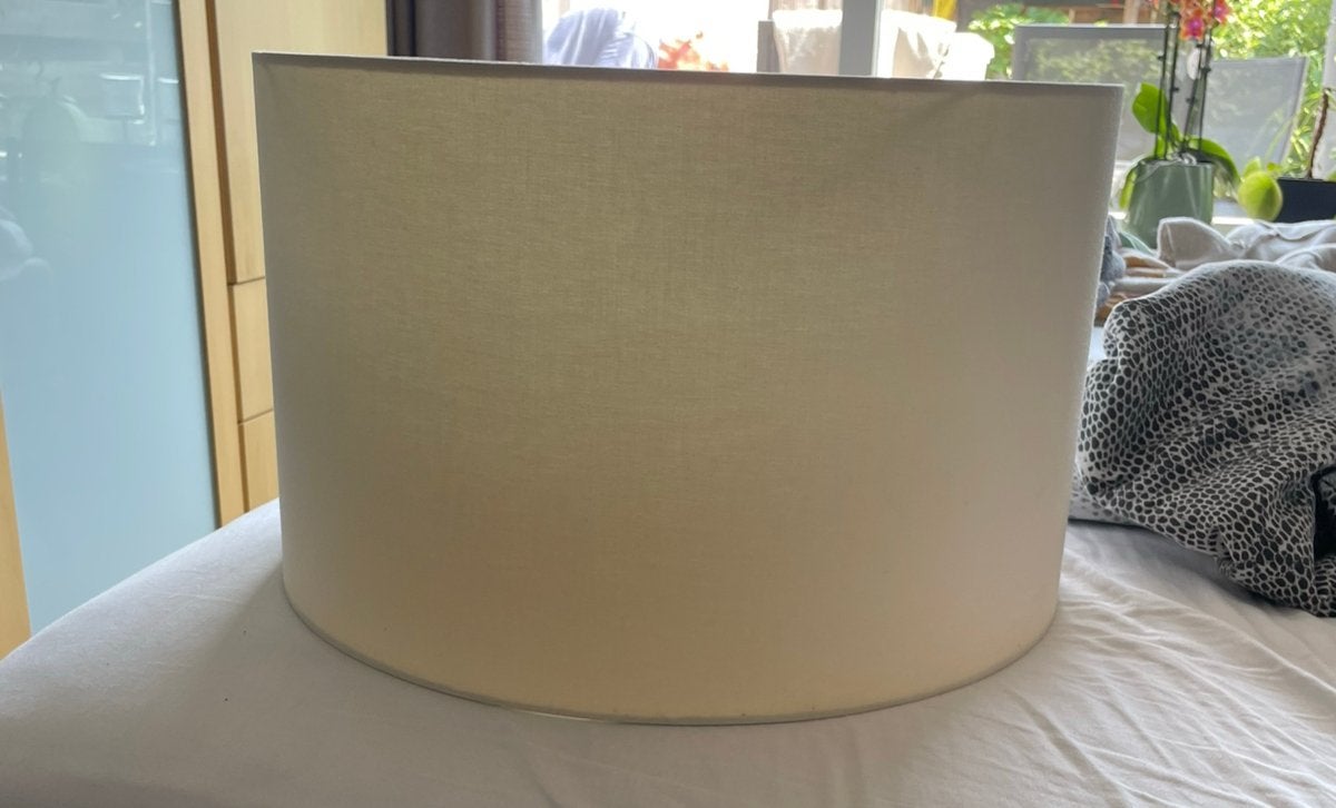 Lampenkap gebroken wit Diameter 40 cm hoogte 25 cm creme, Huis en Inrichting, Lampen | Lampenkappen, Ophalen, Zo goed als nieuw