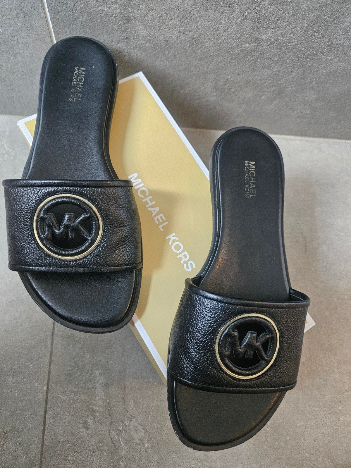 Michael kors slippers 39, Zwart, Nieuw, Ophalen of Verzenden, Michael kors