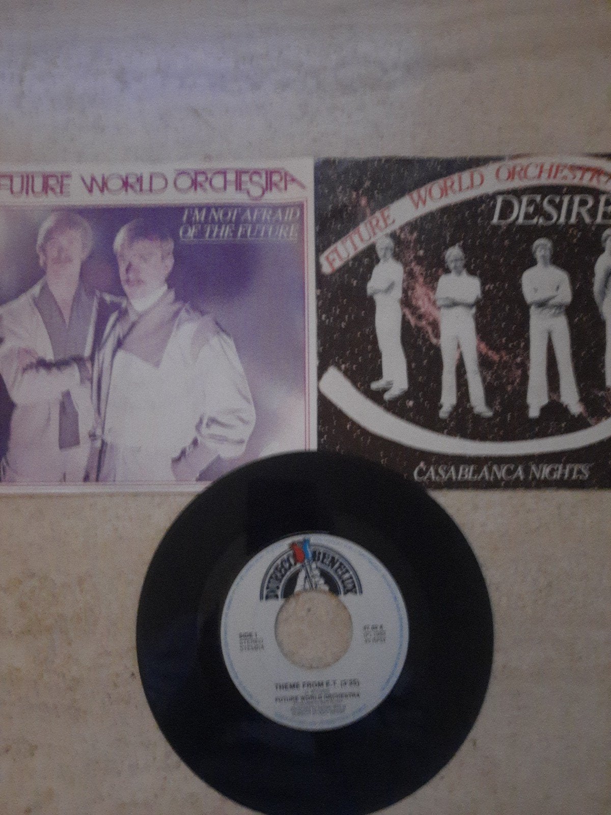 3x vinyl singel van FUTURE WORLD ORCHESIRA, Ophalen of Verzenden, Zo goed als nieuw, Pop