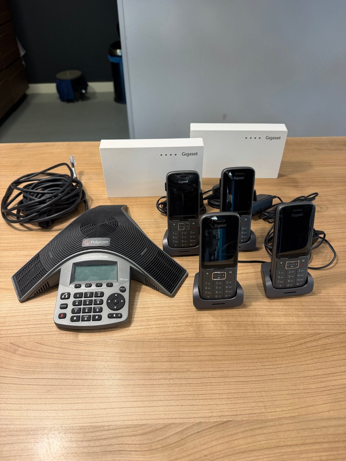 Gigaset SL750H PRO Handsets, N720 IP PRO Basisstation & Poly, Ophalen, Gebruikt, 4 handsets of meer
