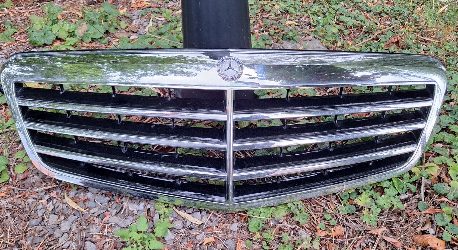 Mercedes Benz E Class Gril A 2128800583, Ophalen, Bumper