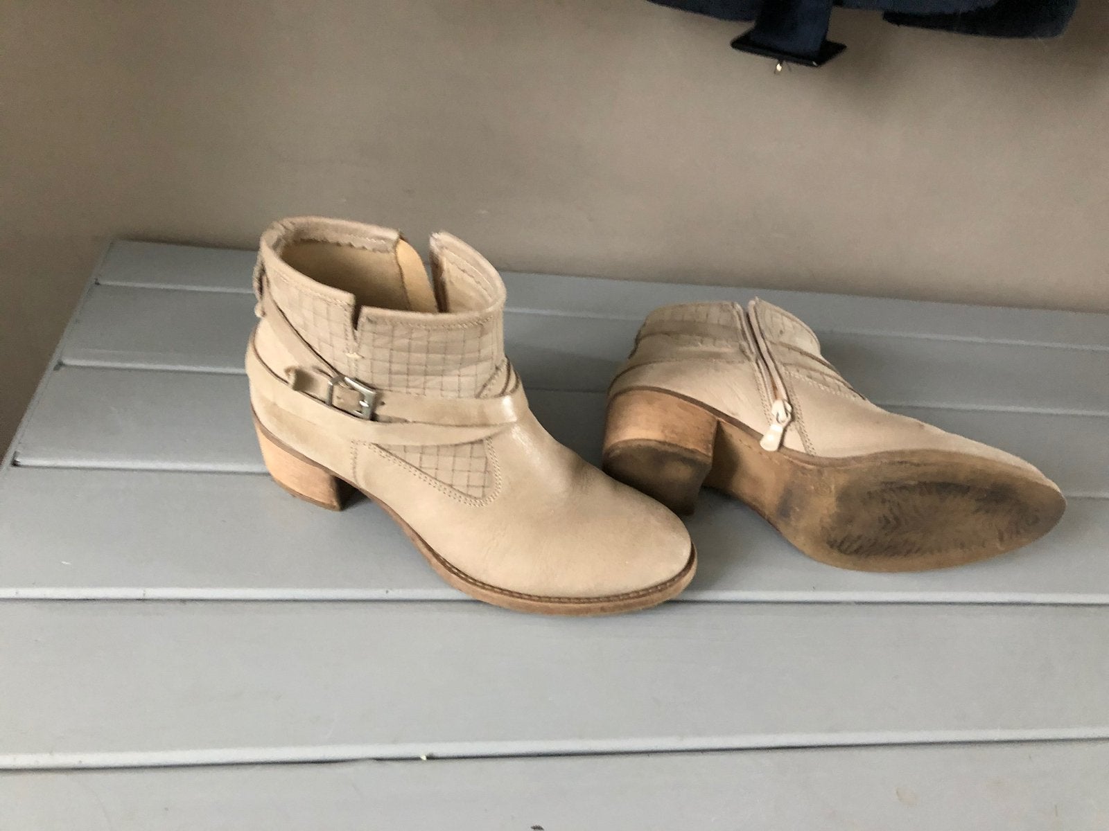 5th avenue, Verzenden, Beige, Lage of Enkellaarzen, Zo goed als nieuw