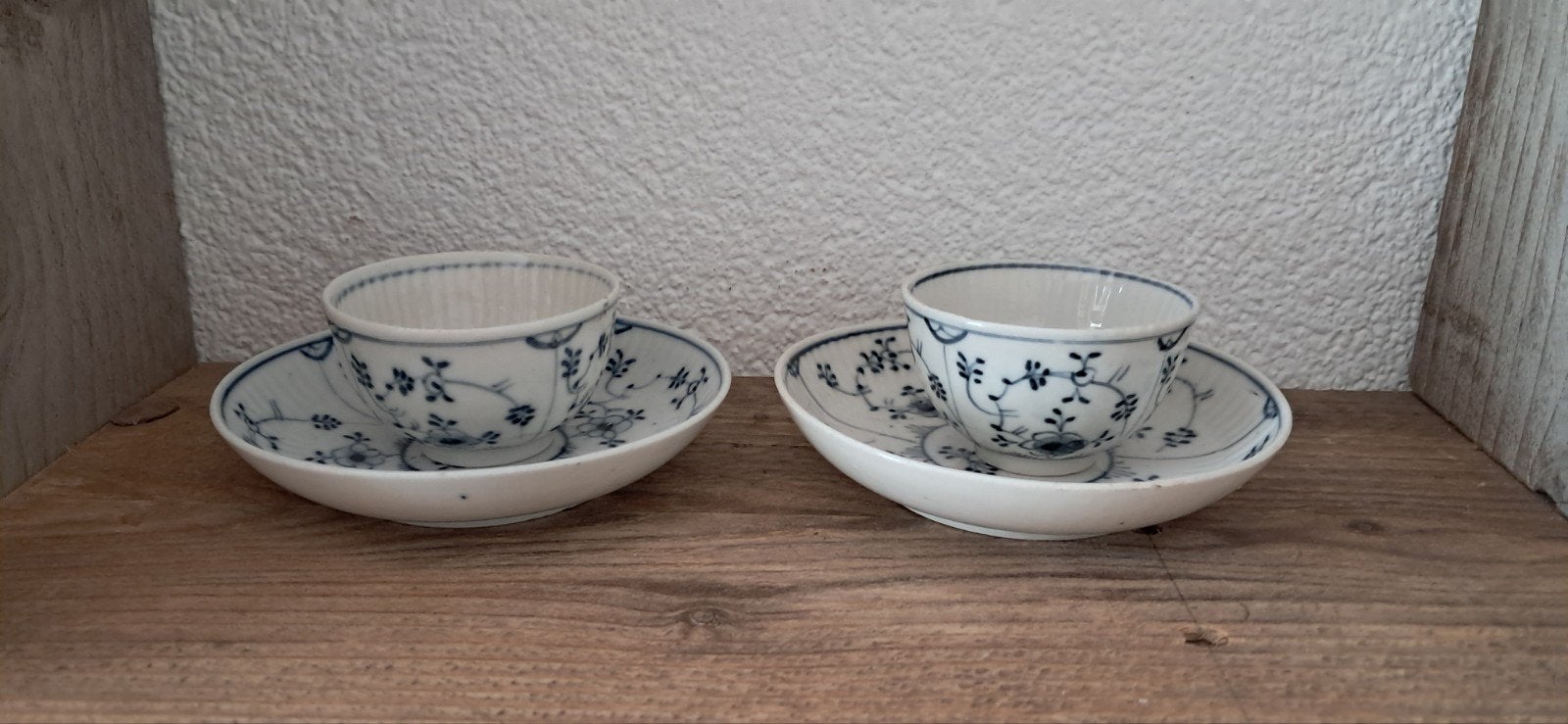 Zeldzame Meissen Theekopjes en Schoteltjes, 18e Eeuw, Antiek en Kunst, Antiek | Porselein, Ophalen of Verzenden