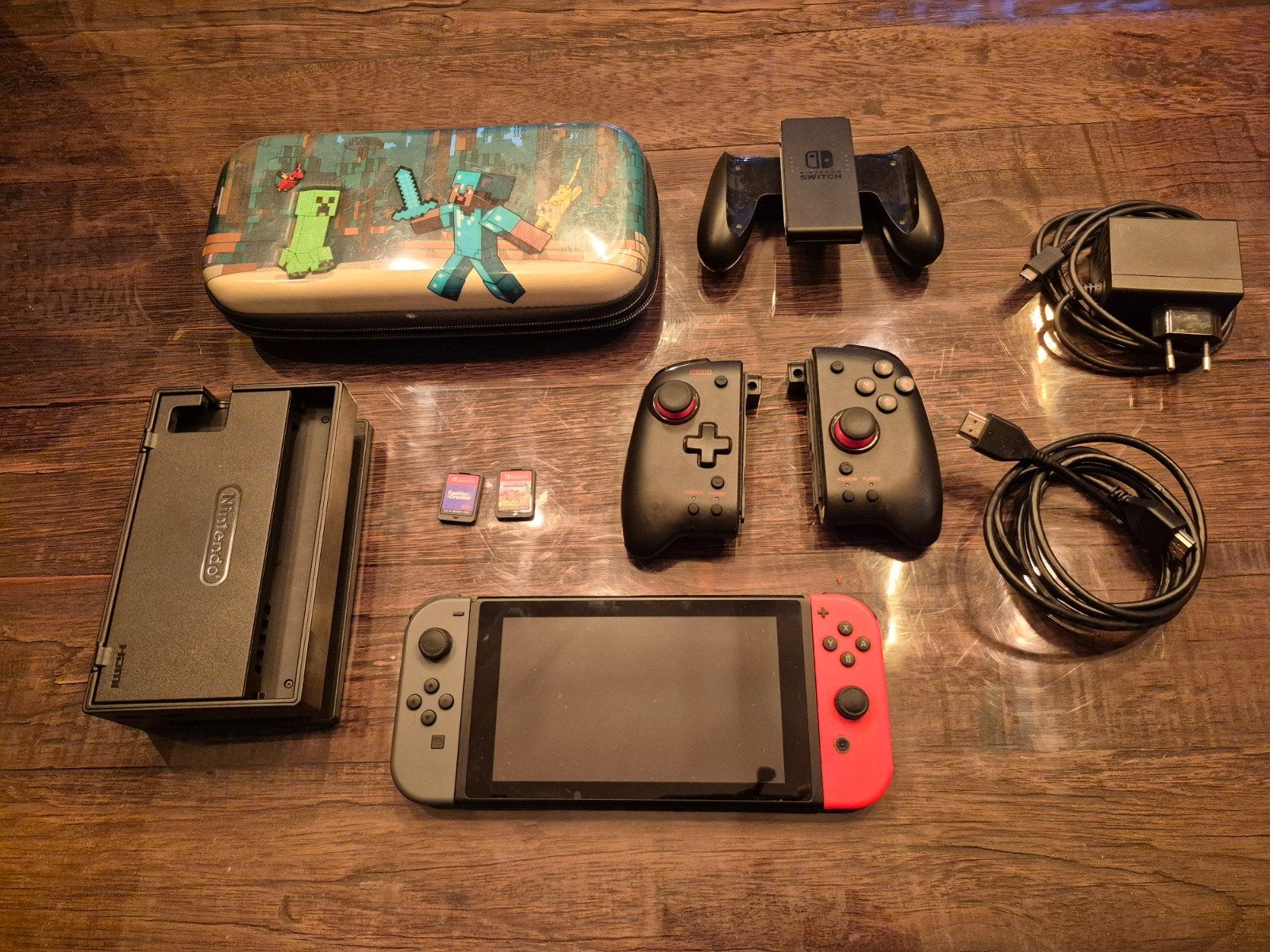 Goedwerkende Nintendo Switch met 2 spellen en toebehoren, Ophalen of Verzenden, Zo goed als nieuw, Switch Original, Met games