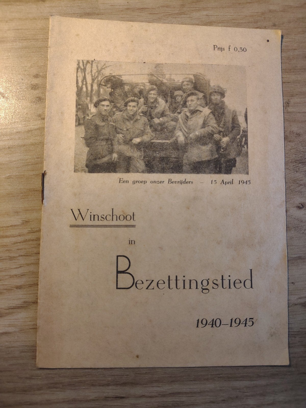 Winschoot in Bezettingstied 1940-1945, Verzamelen, Ophalen of Verzenden, Nederland, Boek of Tijdschrift