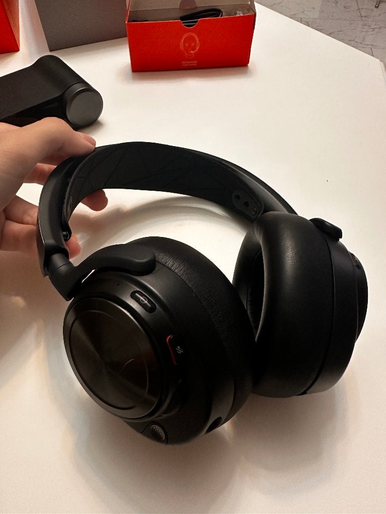 Foto 5 van SteelSeries Arctis Nova Pro Wireless | Factuur & Garantie
